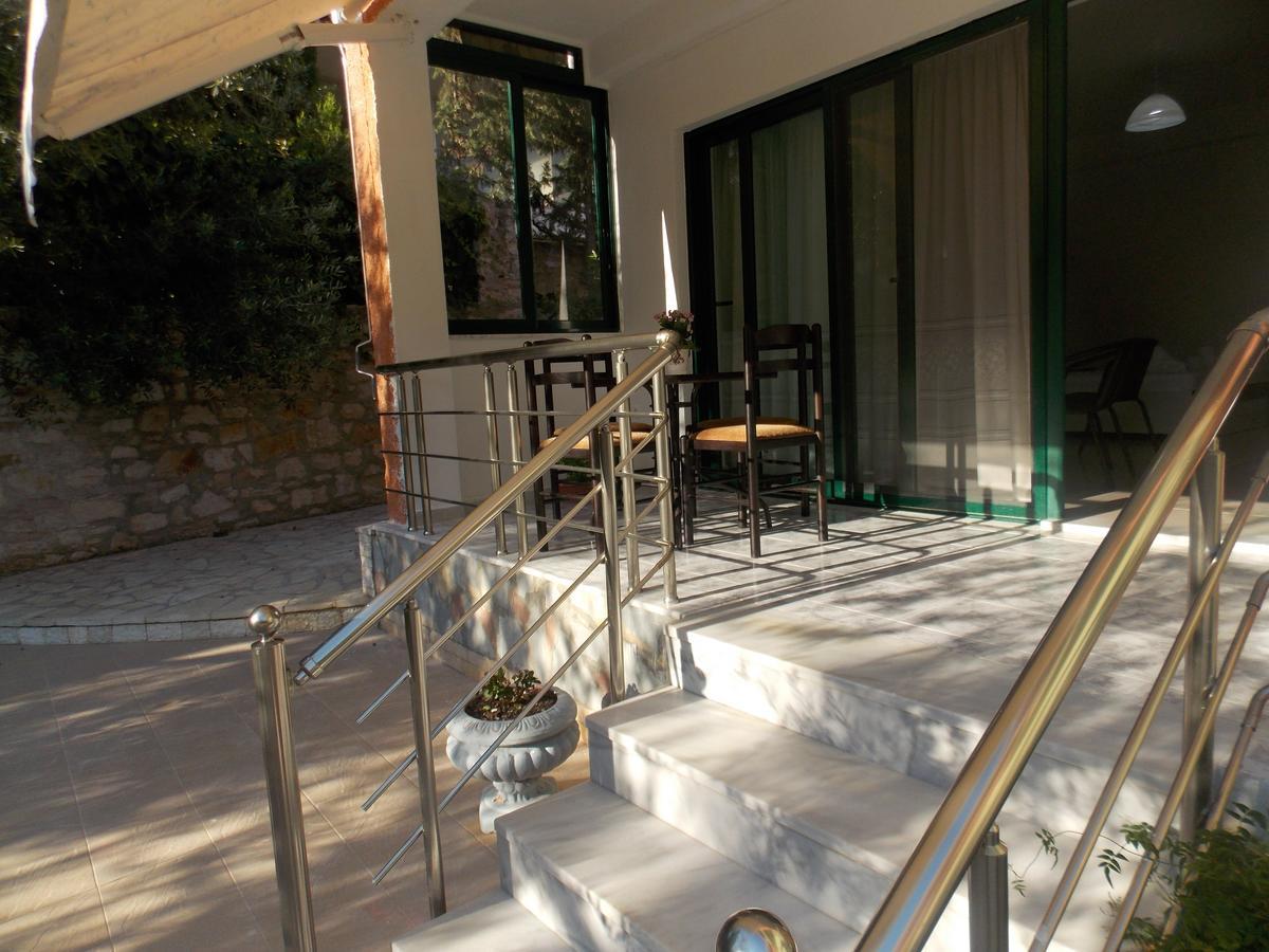Elvin Apartments Sarandë Exterior foto