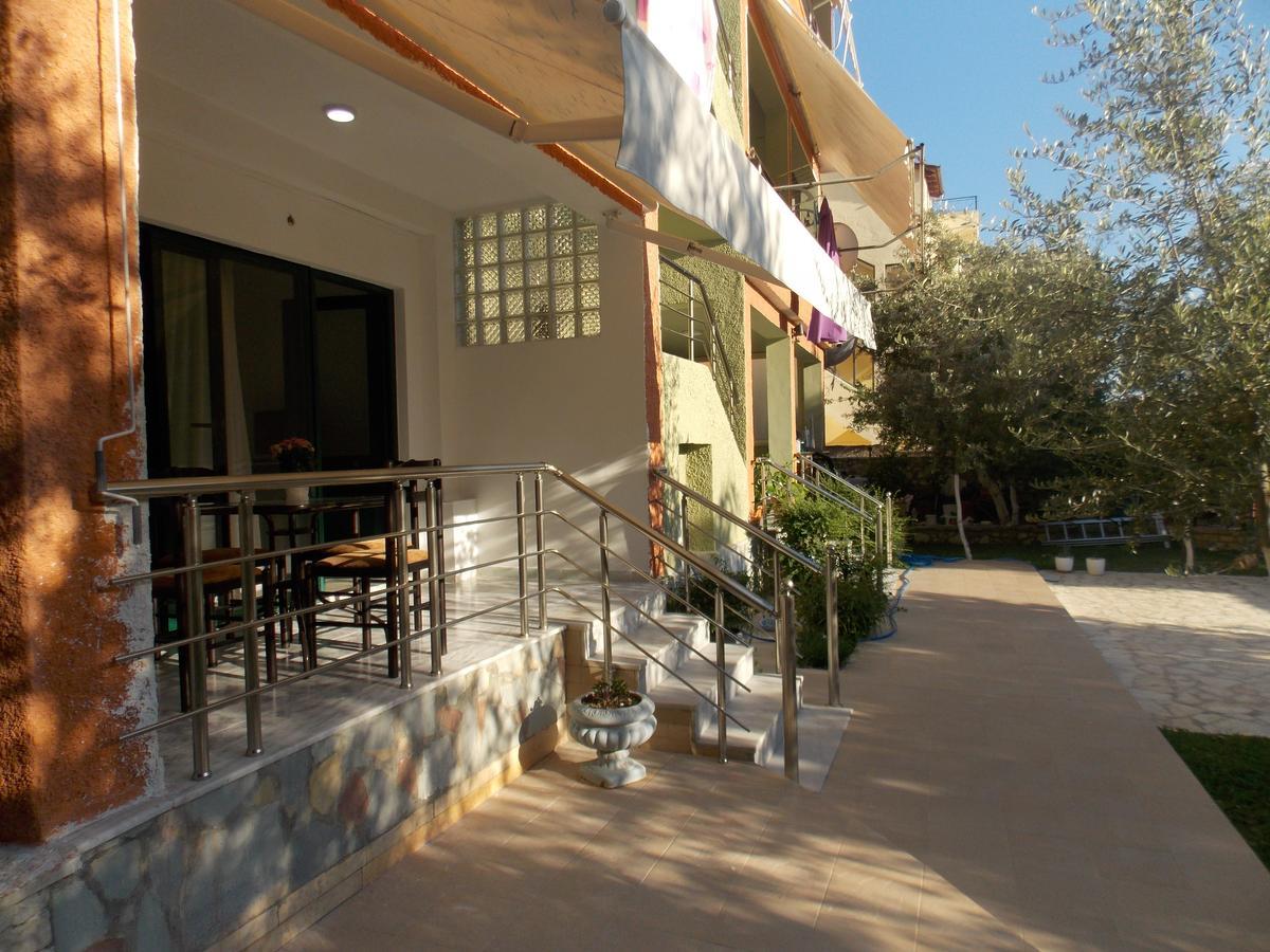 Elvin Apartments Sarandë Exterior foto