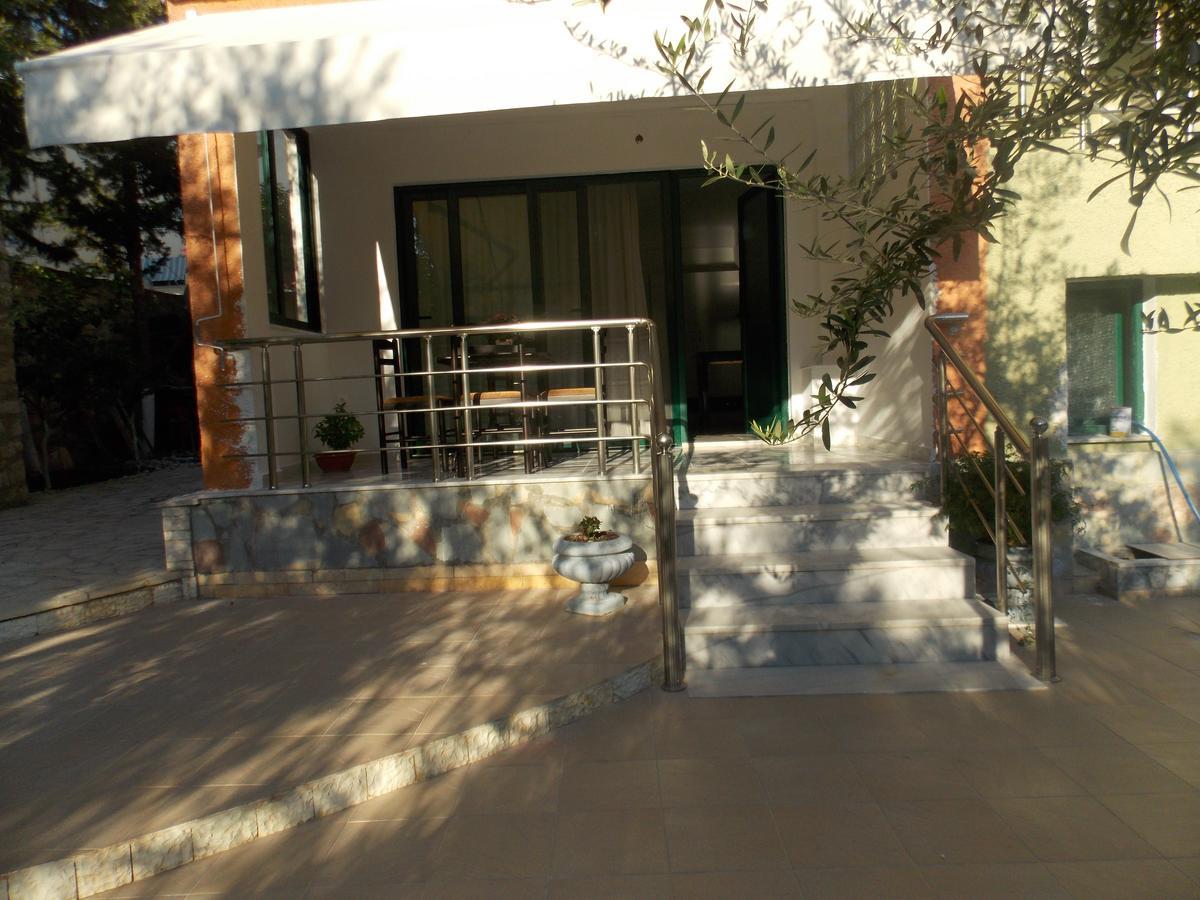 Elvin Apartments Sarandë Exterior foto